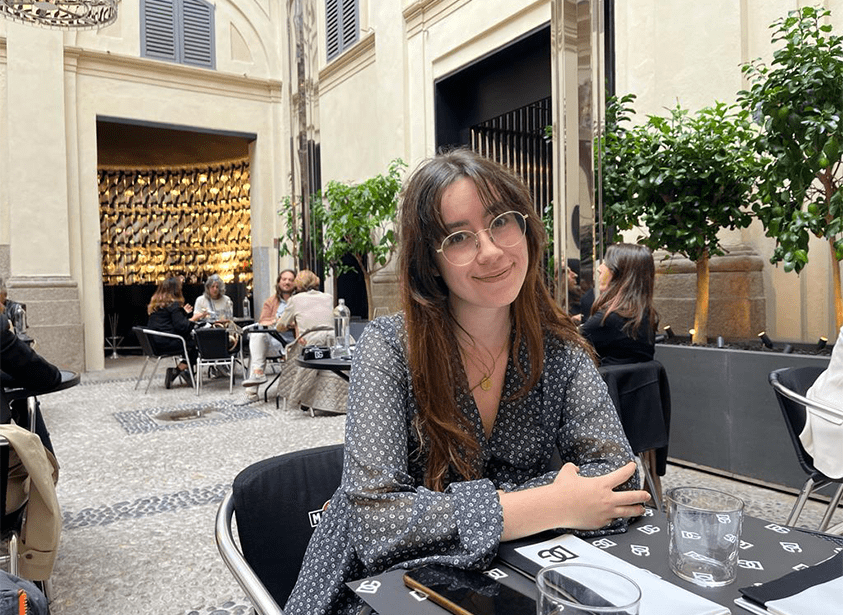 Júlia Martinez Blasi Júlia Martinez Blasi