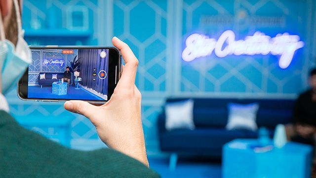 Behind the Canvas with Bombay Sapphire