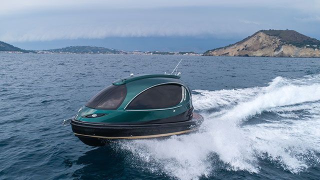 Pierpaolo Lazzarini's futuristic yatch design concept