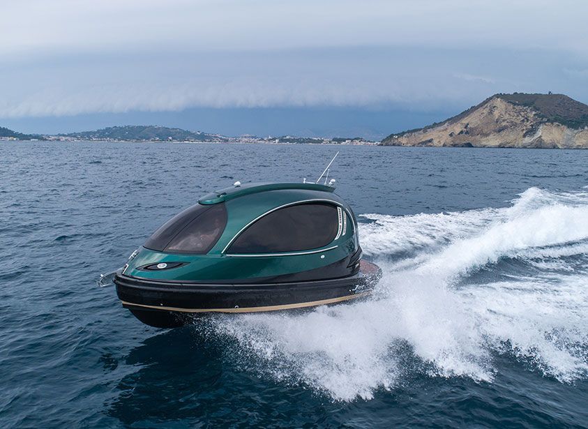 Pierpaolo Lazzarini's futuristic yatch design concept Pierpaolo Lazzarini's futuristic yatch design concept