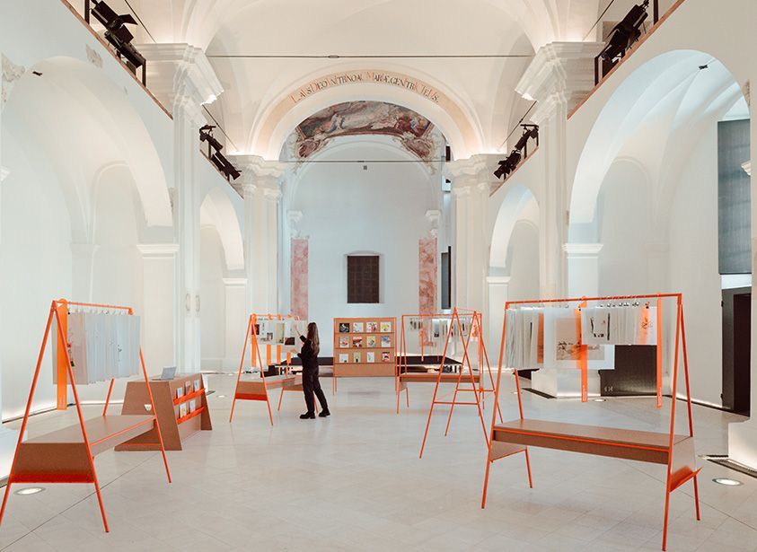 Sara Badovinac Sara Badovinac