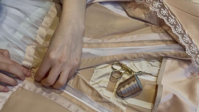 Our alumna Vardhui Torozyan dressed a director at the 2026 Oscars