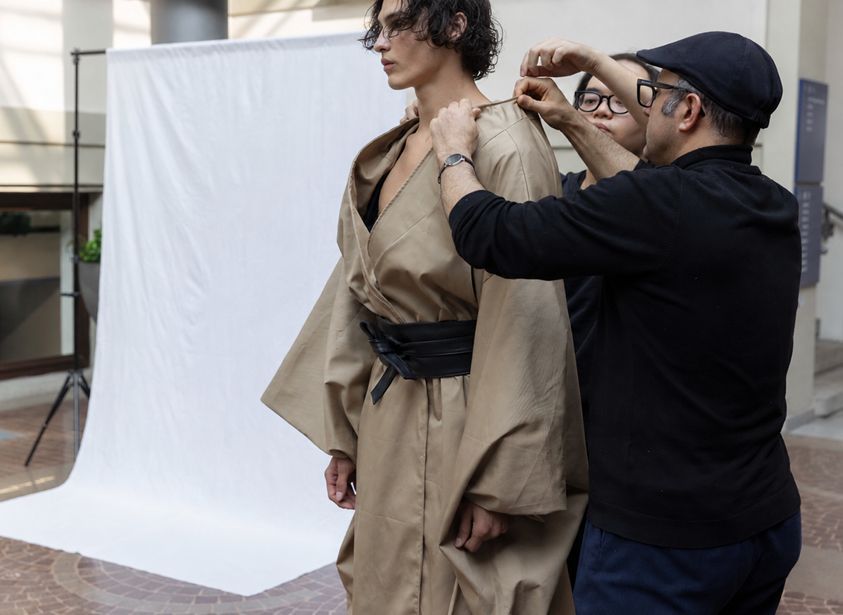 Fitting: Behind the Scenes of a Fashion Show